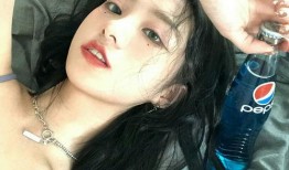 网红吃瓜搞笑头像女生